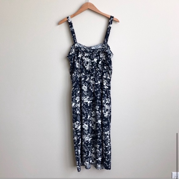 Navy Blue Floral Square Neck size Medium - Picture 12 of 16